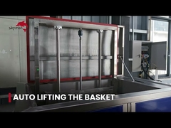 Une baignoire chauffée avec système de levage.